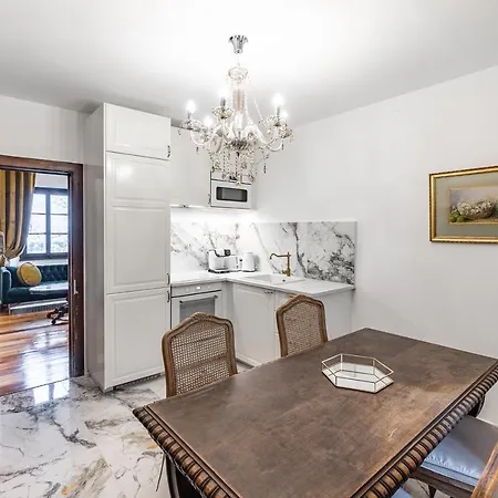 Appartement Chateau Du Chatelard Montreux