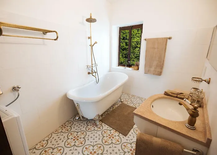 Chateau Du Chatelard Appartement Montreux